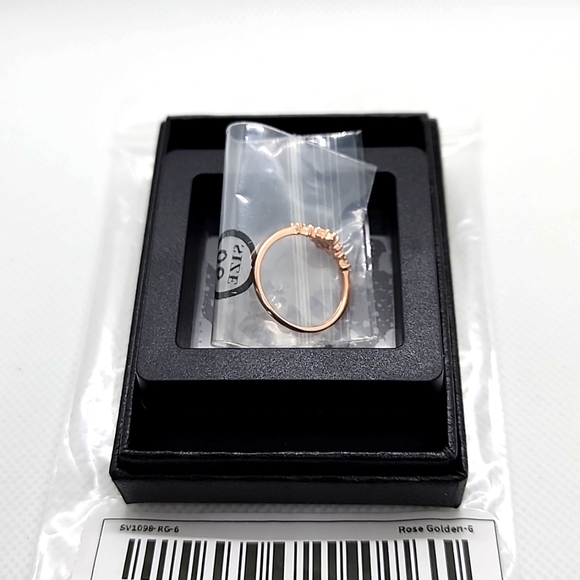 18K Rose Gold Plated 925 Sterling Silver Ring - Picture 11 of 11